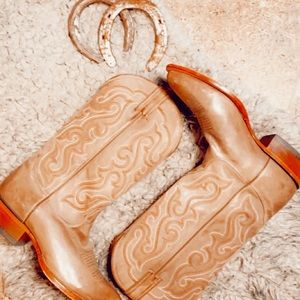 nocona boots || men’s tan western boots